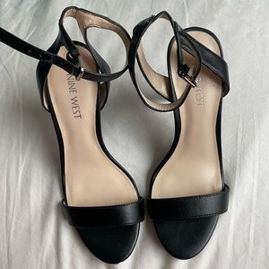 Nine West Black Strappy Heels NWOT